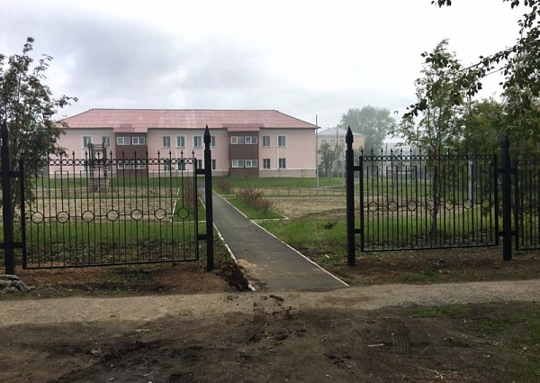 Изготовление и монтаж забора  в парке имени Юрия Гагарина,  Краснотурьинск