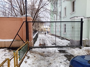 Изготовление и монтаж откатных ворот для школы №9, Краснотурьинск
