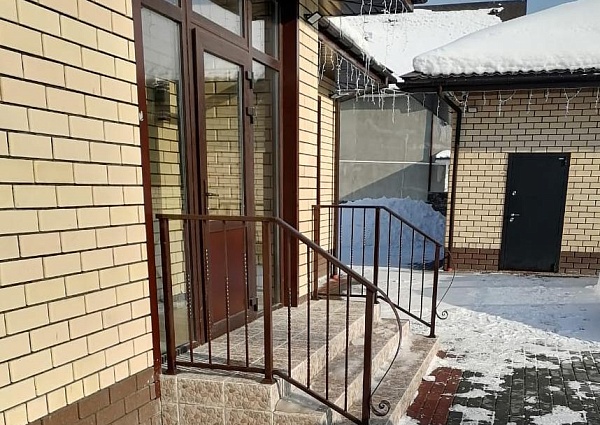 Перила в частном доме